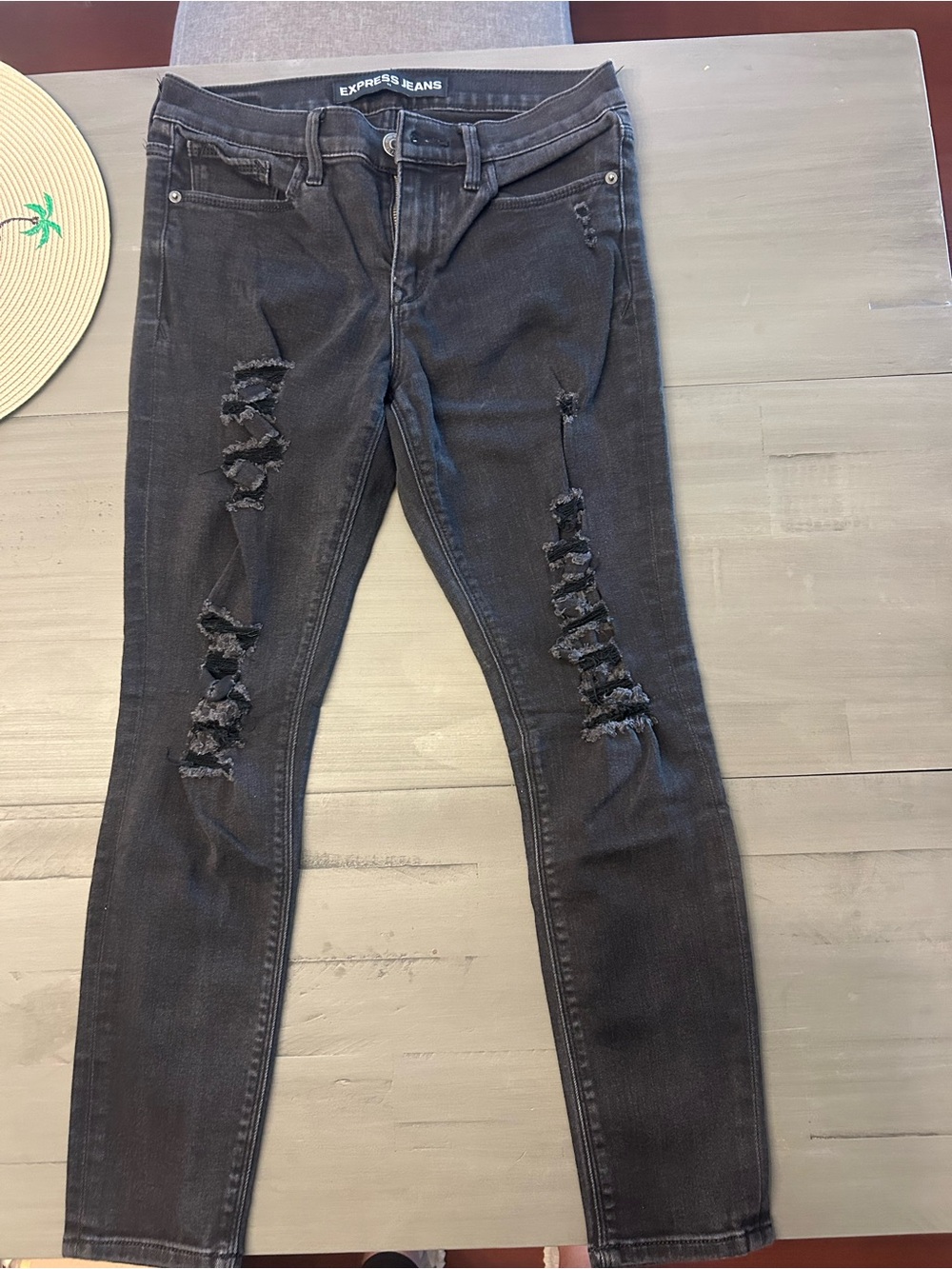 Express Distressed Skinny Jeans in Black